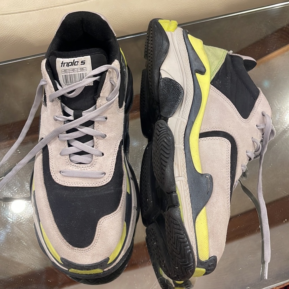 Balenciaga Triple S men’s sneakers size 10. Authentic and in good condition - Picture 3 of 13
